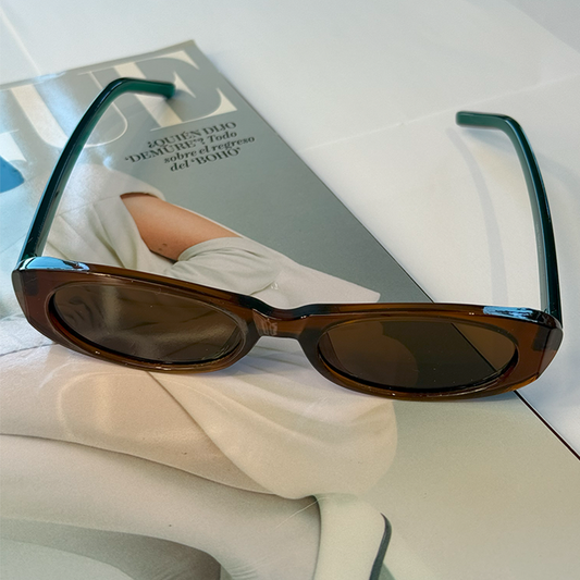 🕶️ Gafas de sol retro marrón con varillas verdes – ArmasStyle