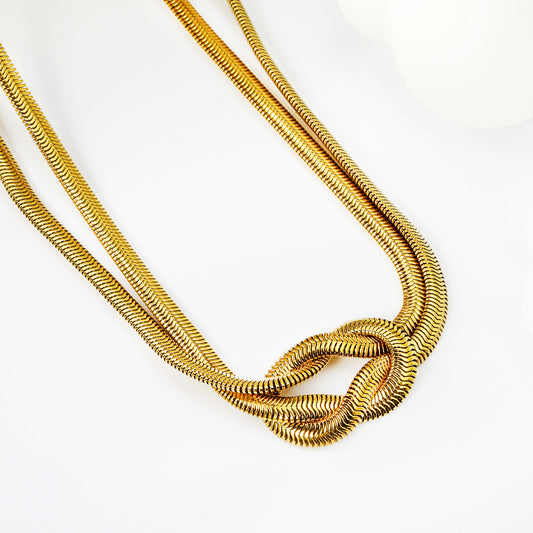 Collar Nudo de Amor Dorado | Bañado en Oro 18K