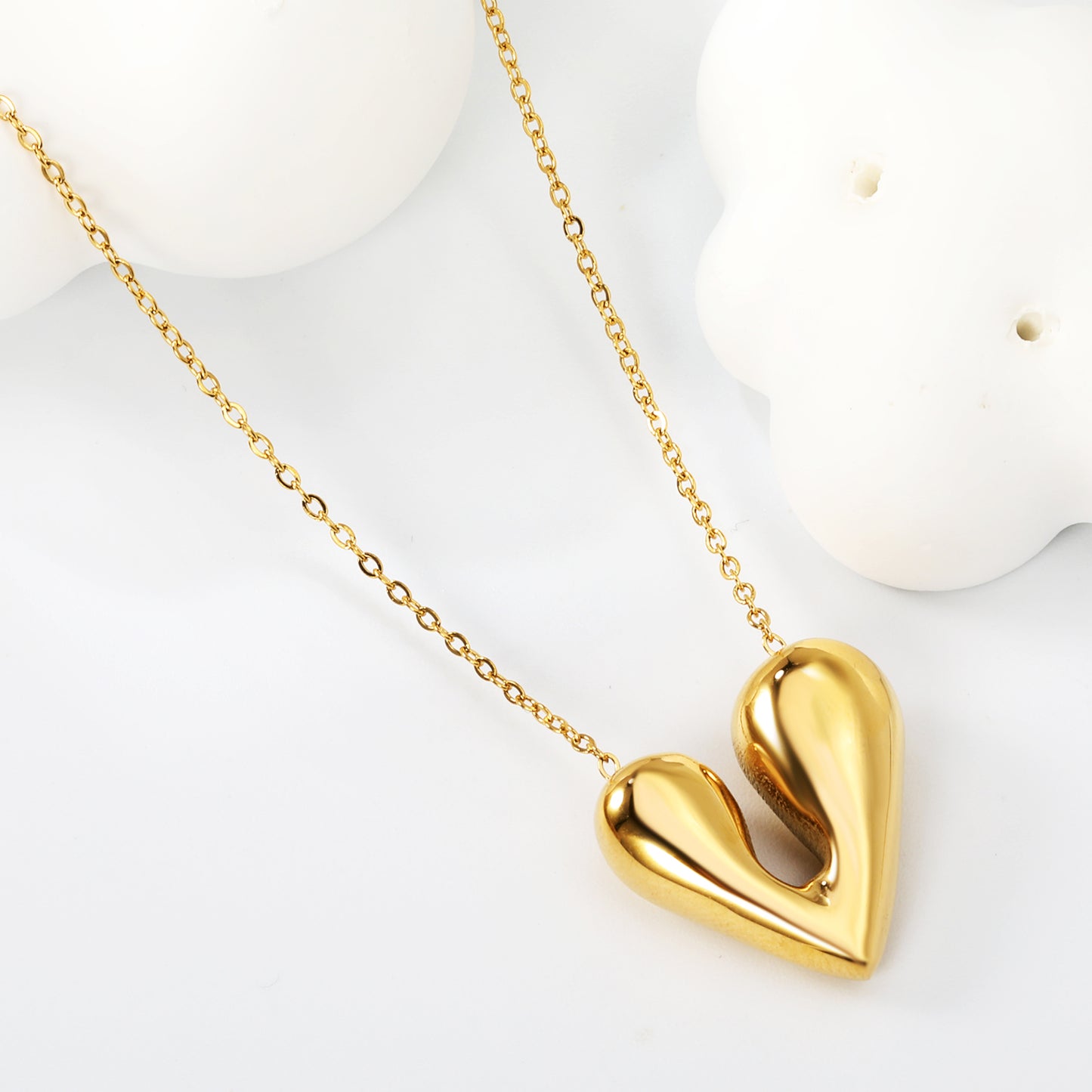 Colgante Corazón Abierto Dorado | Bañado en Oro 18K