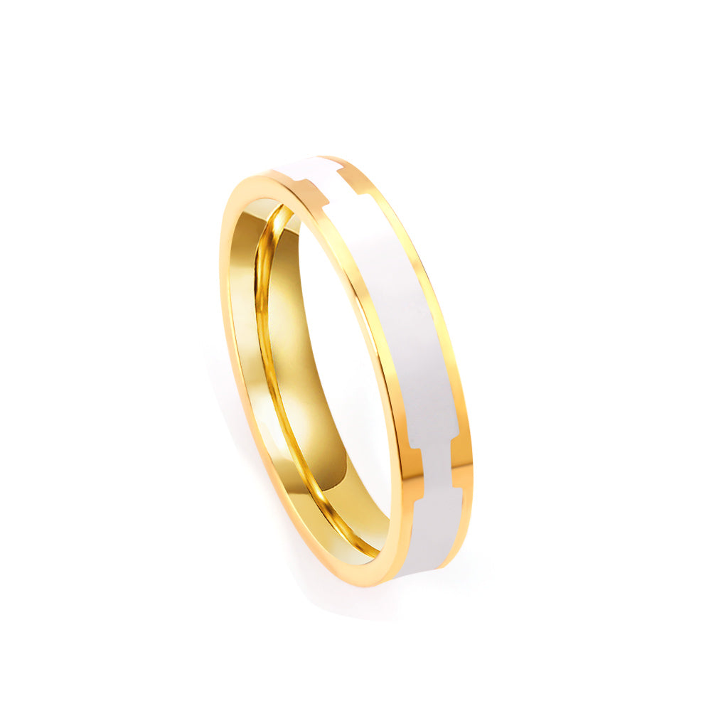 Anillo Moderno Dorado con Franja Blanca! | Bañado en Oro 18K