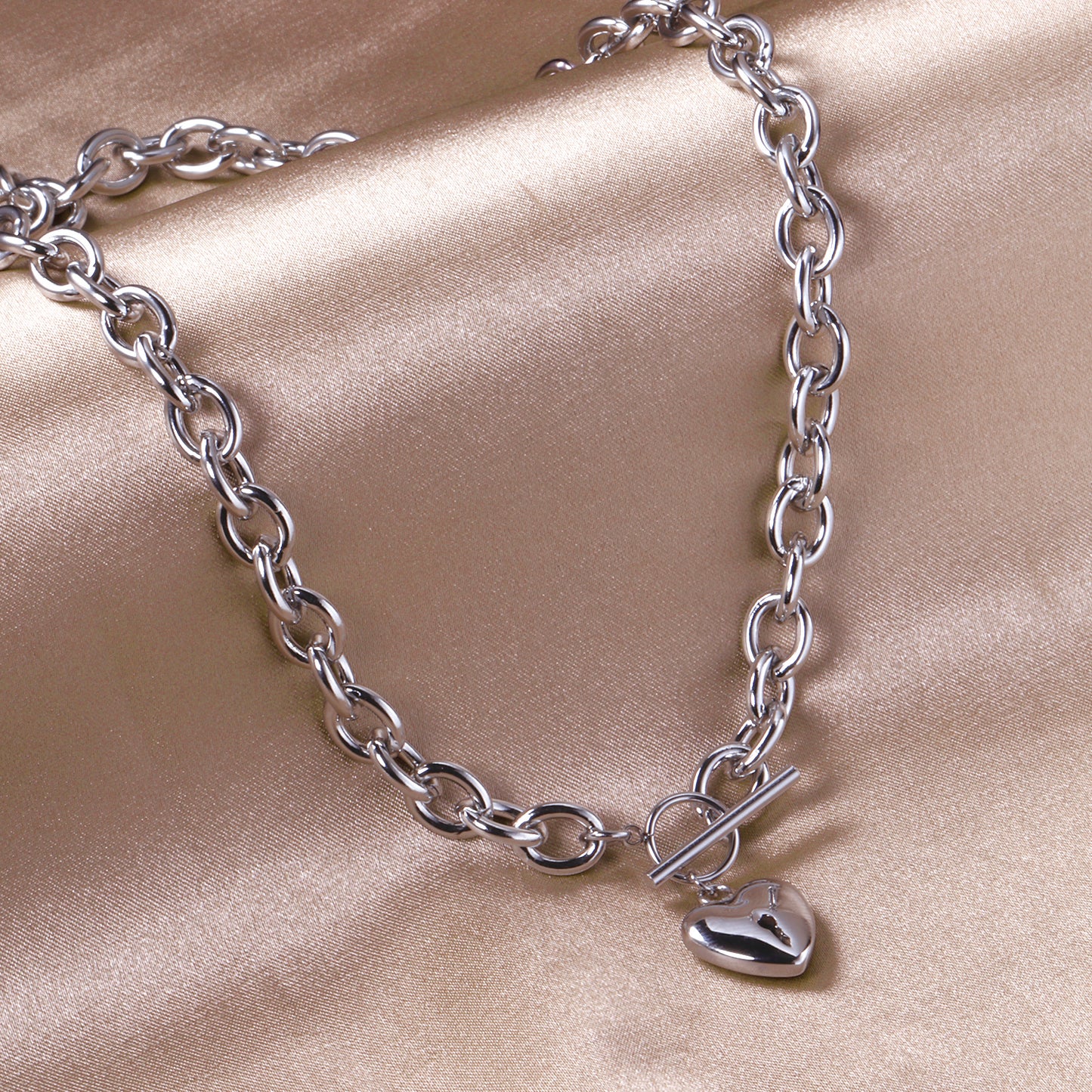 Collar Corazón con Cerradura | Bañado en Oro 18K
